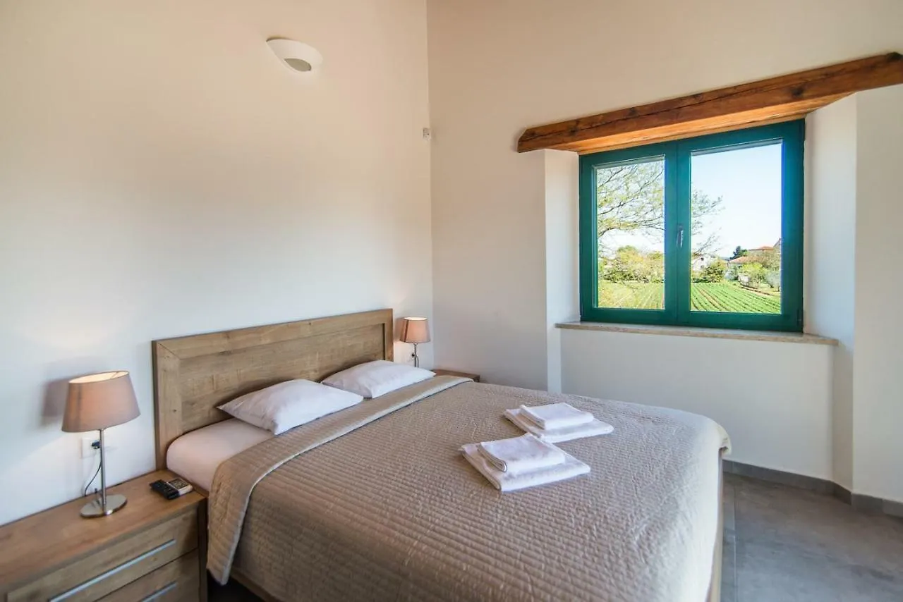 Villa Pomer With A Private Swimming Pool Near The Sea
